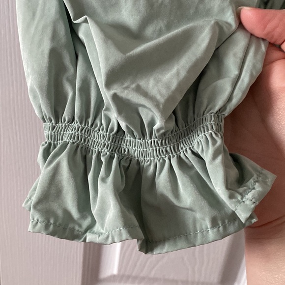 Indefeir mint green balloon sleeve peasant top ruched - Picture 5 of 5